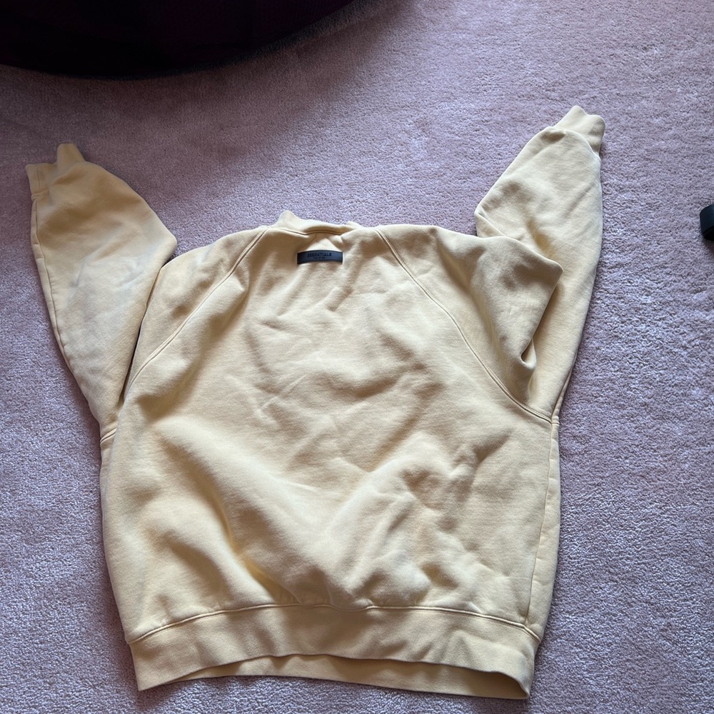 Essentials Crewneck